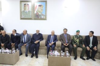 مندوبا عن الملك وولي العهد.. العيسوي يعزي عشيرة العياصرة