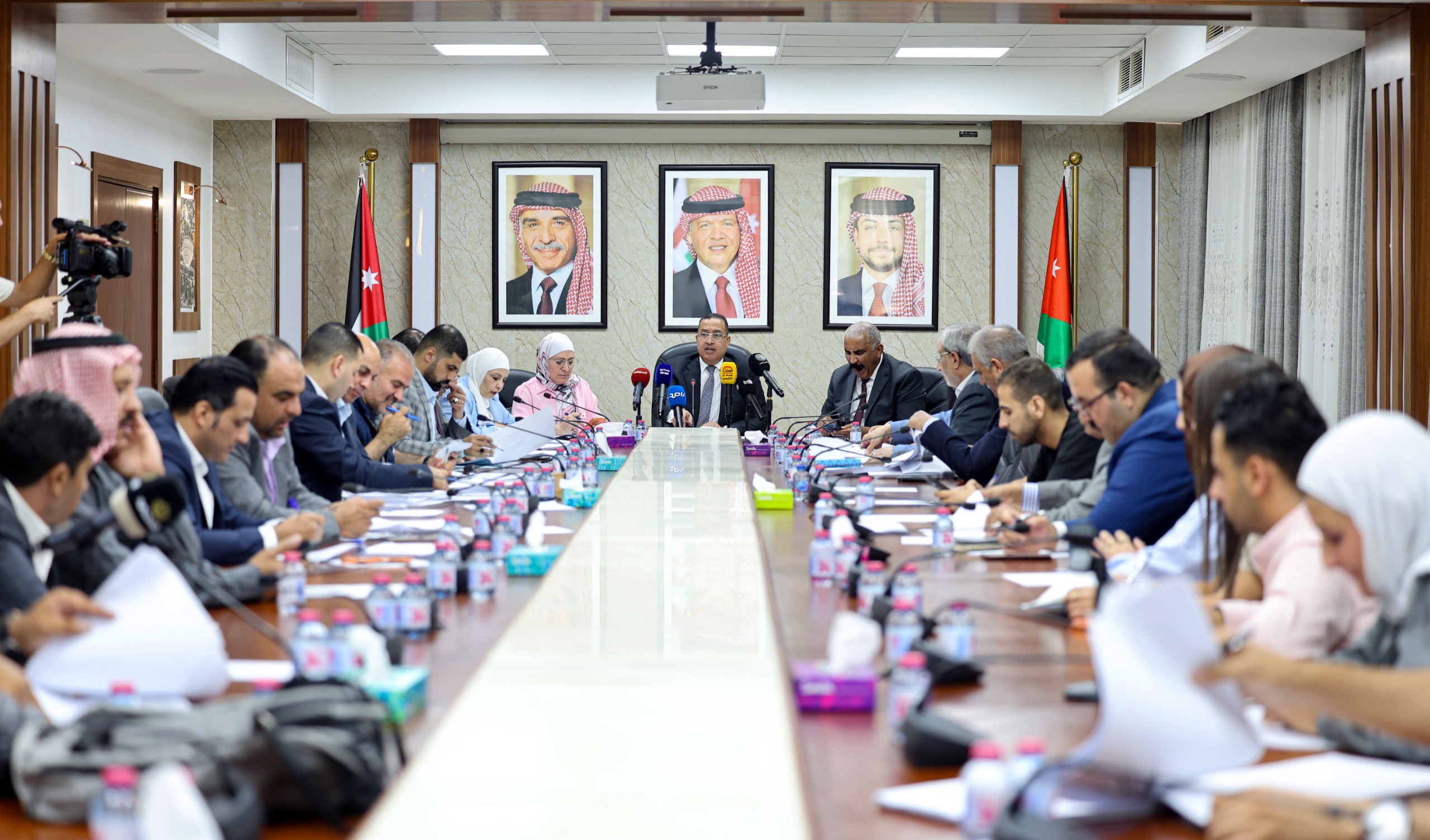 صورة حول : "الإدارية النيابية" تُقر معظم مواد مشروع قانون الإدارة المحلية وتؤجل ما تبقى لمزيد من الدراسة والتمحيص "الإدارية النيابية" تُقر معظم مواد مشروع قانون الإدارة المحلية وتؤجل ما تبقى لمزيد من الدراسة والتمحيص