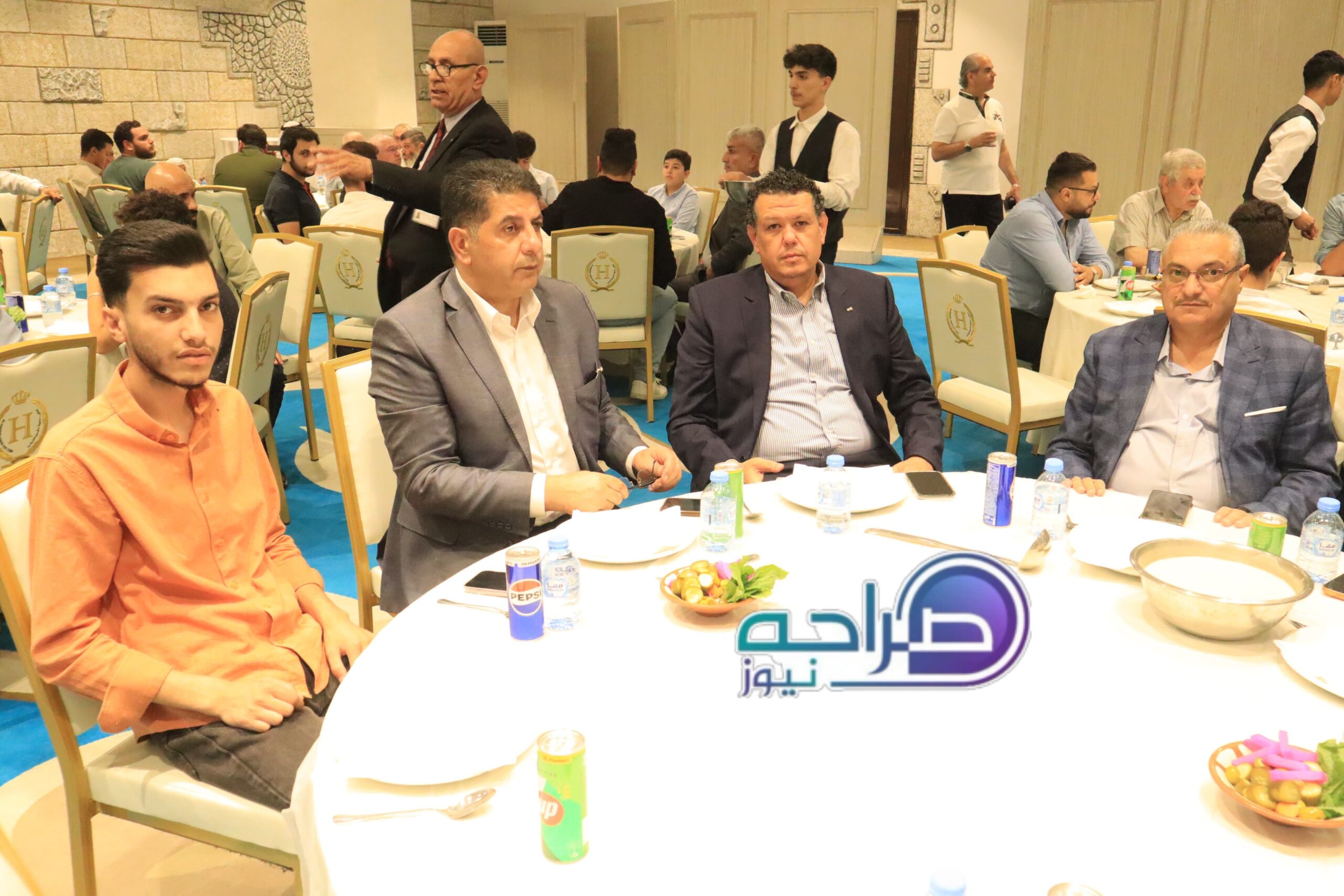 آل عطية الكرام.. مأدبة غداء حاشدة احتفاءً بزفاف الشاب معاذ مازن عطية