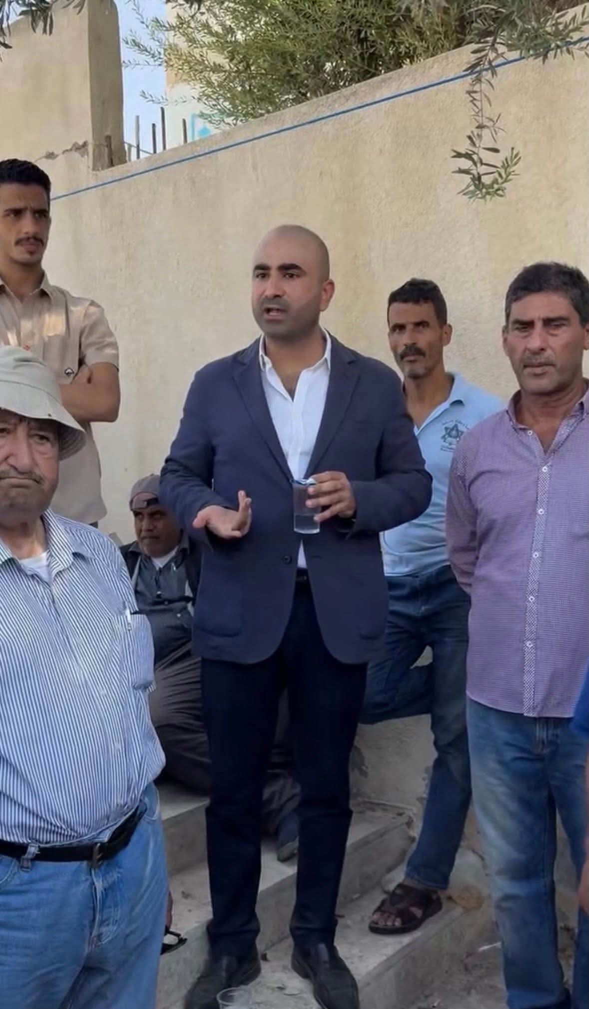صورة حول : الغزاوي: ١٢ مليون كغم ليمون مستورد سمحت وزارة الزراعة بدخولها الاردن !!! ووقفة احتجاجية قريبا.. الغزاوي: ١٢ مليون كغم ليمون مستورد سمحت وزارة الزراعة بدخولها الاردن !!! ووقفة احتجاجية قريبا..