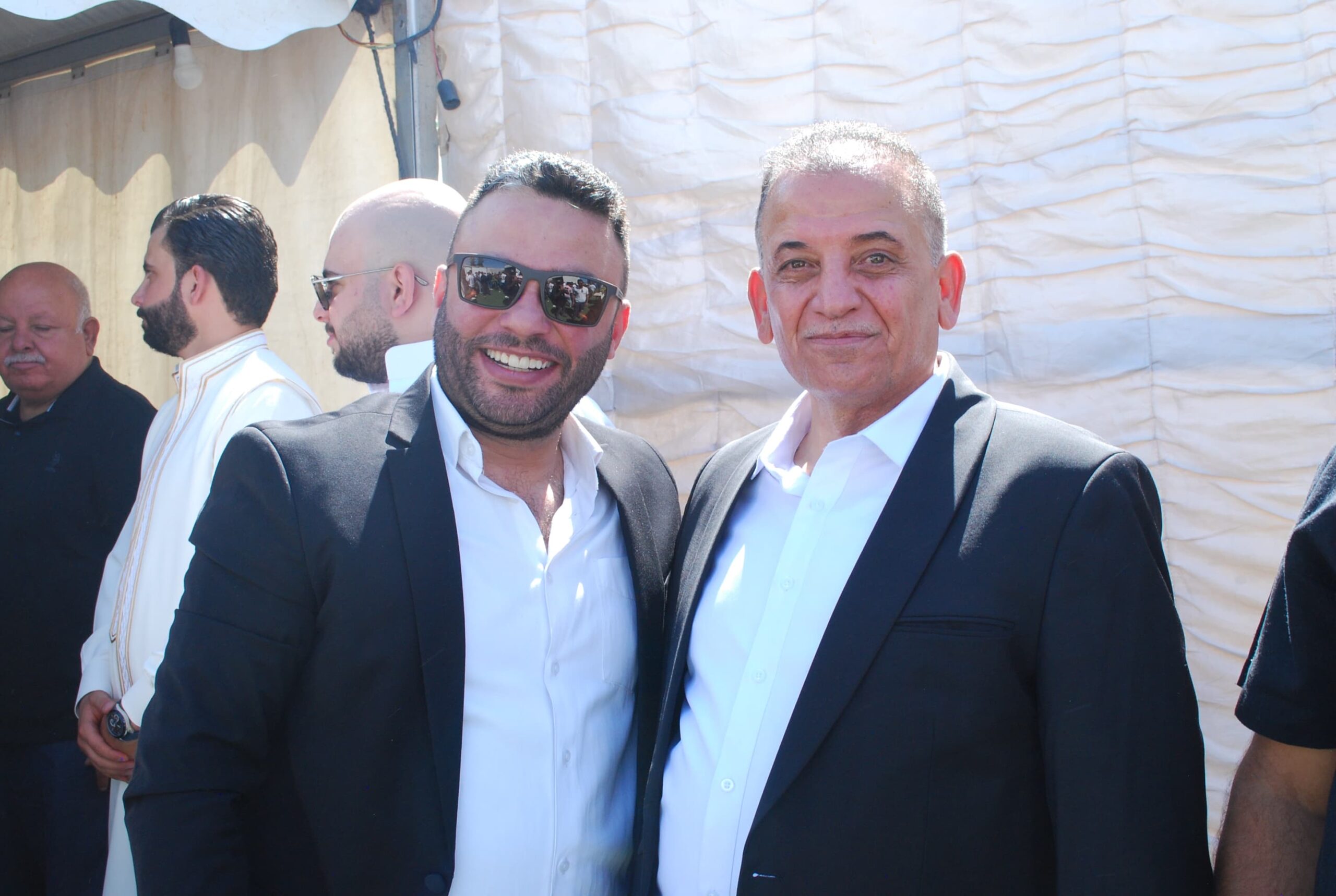 أفراح آل المناصرة بزفاف قيس وسط حضور الأهل والأصدقاء