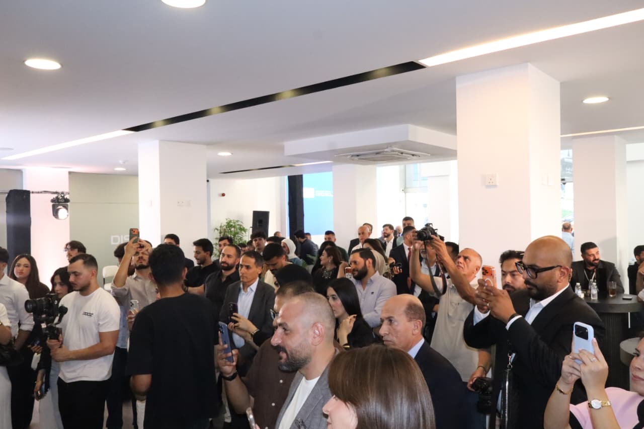 جيلي تعزز حضورها في الأردن بإطلاق EX5 EM-i الهجينة