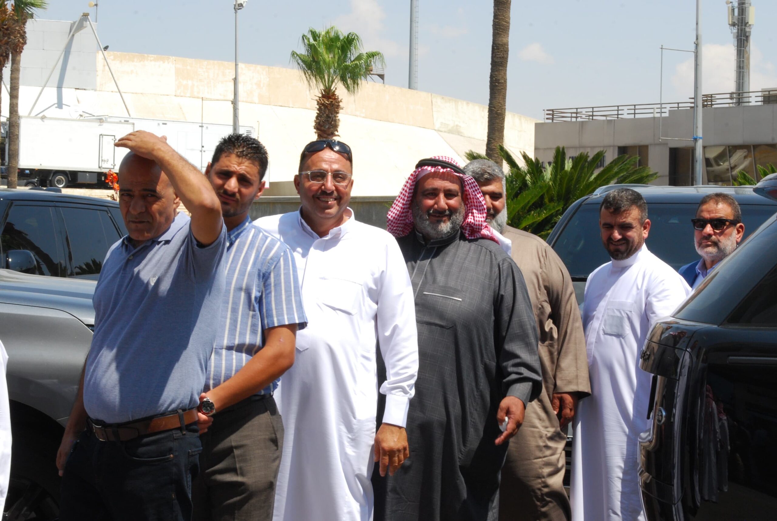 يقيم الحاج ابو رخية حفل غداء بمناسبة فرح نجله محمد نبيل ابو رخية