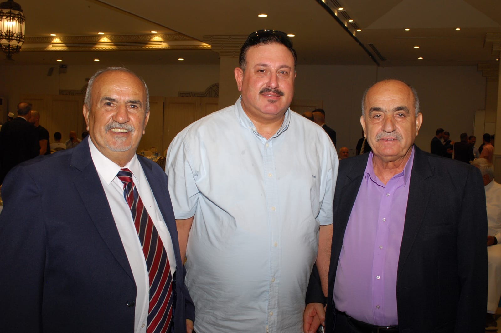 يقيم الحاج ابو رخية حفل غداء بمناسبة فرح نجله محمد نبيل ابو رخية