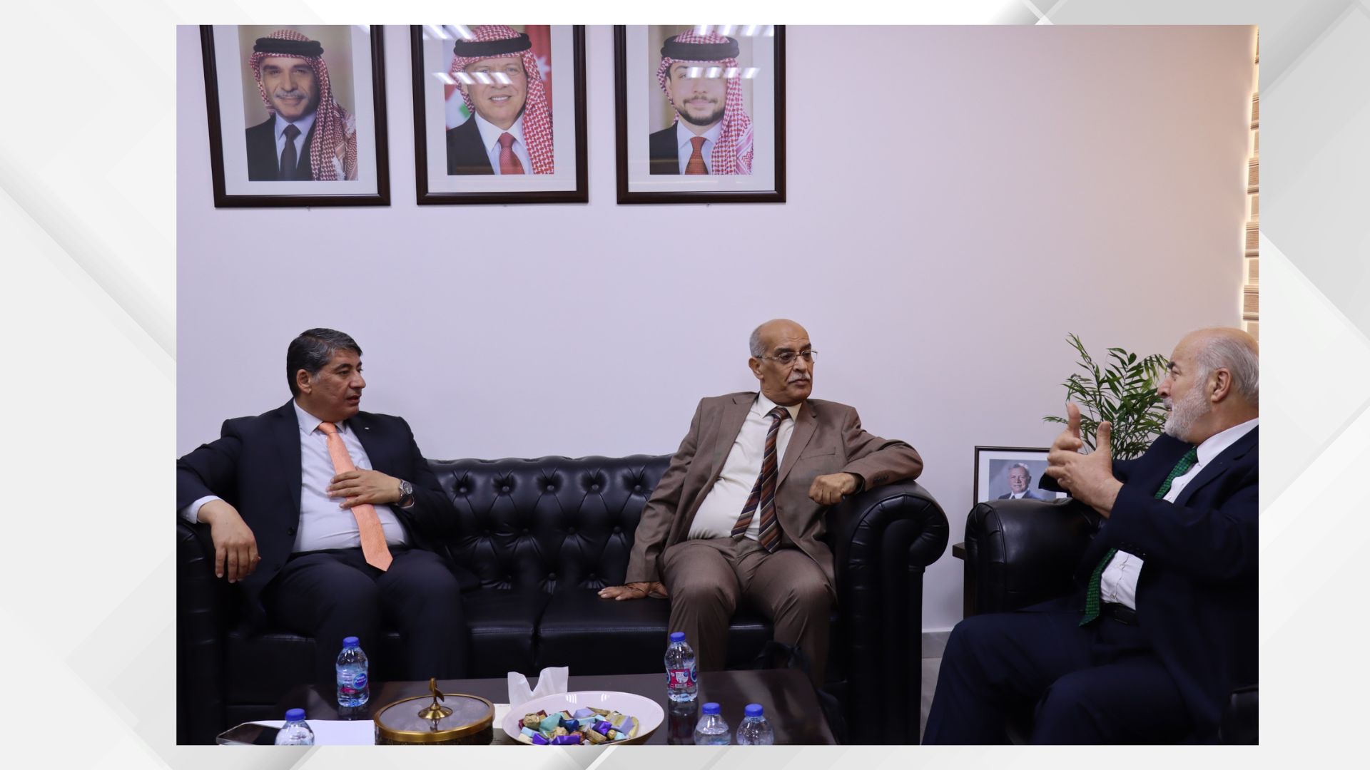 صورة حول : المجلس الاقتصادي والاجتماعي ومنظمة العمل الدولية يبحثان تطوير سوق العمل المجلس الاقتصادي والاجتماعي ومنظمة العمل الدولية يبحثان تطوير سوق العمل