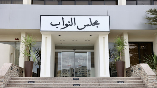 "الإدارية النيابية": توافق مبدئي على طريقة تعيين المدير التنفيذي للبلديات