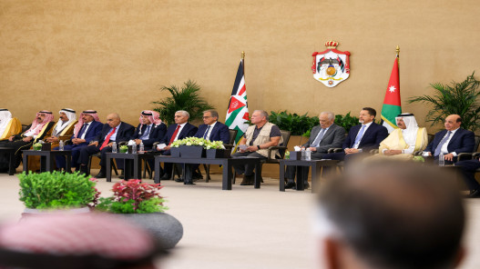 صورة حول : الملك: القوات المسلحة تواصل التصدي لأي اعتداء الملك: القوات المسلحة تواصل التصدي لأي اعتداء