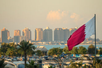 قطر تنفي احتجاز طيارين إيرانيين وتوضح ملابسات الحادث