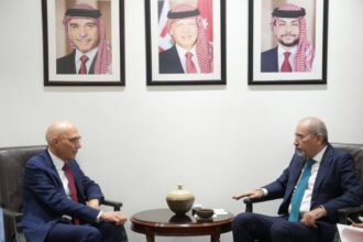 الصفدي يستقبل المفوض السامي لحقوق الإنسان ويبحثان تعزيز التعاون وتطورات المنطقة