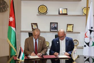 المؤسسة التعاونية الأردنية توقع و"فالتيبيرينا" الإيطالية مذكرة تعاون