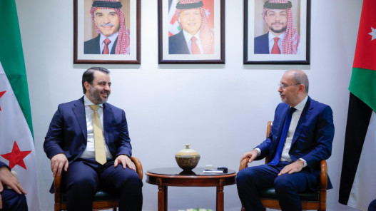 صورة حول : الصفدي والشيباني يبحثان تعزيز العلاقات الأردنية السورية والتنسيق الصفدي والشيباني يبحثان تعزيز العلاقات الأردنية السورية والتنسيق