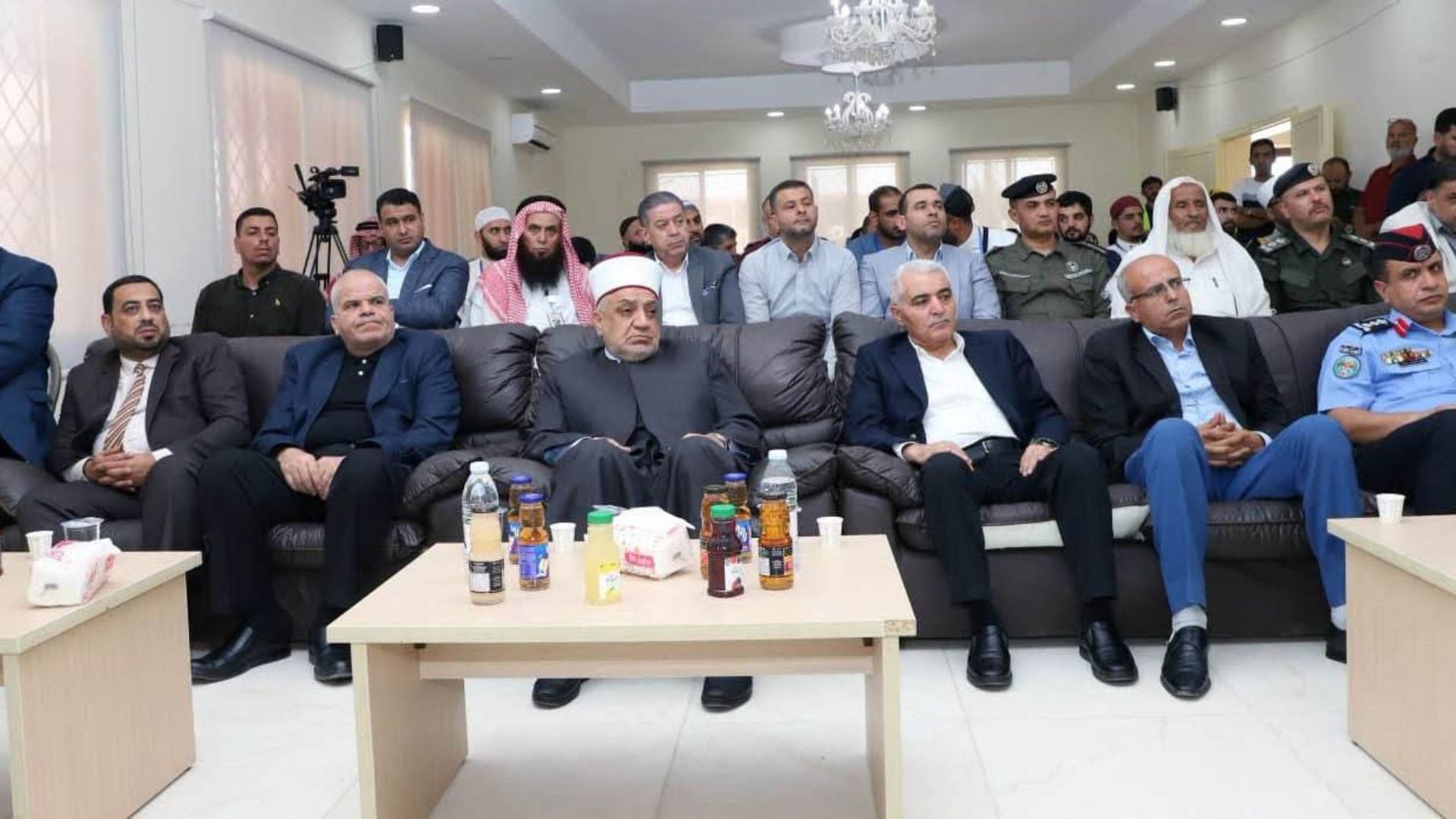 الخلايلة يفتتح ملتقى الوعظ واليوم الطبي والخيري المجاني في المدوّرة