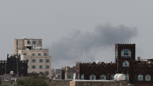 صورة حول : مصدر: التحالف بقيادة السعودية لن يقف مكتوف اليدين أمام تصعيد الحوثيين مصدر: التحالف بقيادة السعودية لن يقف مكتوف اليدين أمام تصعيد الحوثيين