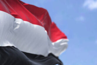 القوات المسلحة اليمنية تعلن تنفيذ عمليات ضد الحوثيين ردًا على التصعيد في مأرب وحضرموت