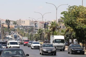 شارع الحرية.. من طريق هادئ إلى شريان تجاري لا ينام