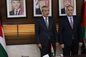 18 محاميا يؤدون اليمين القانونية أمام وزير العدل