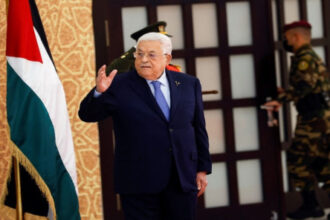 عباس يطالب إسرائيل بإلغاء مخطط E1 الاستيطاني فوراً