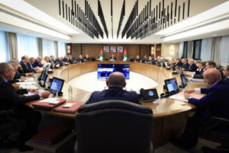 التعديل الوزاري لتعزيز لجنتي التحديث الاقتصادي والخدمات
