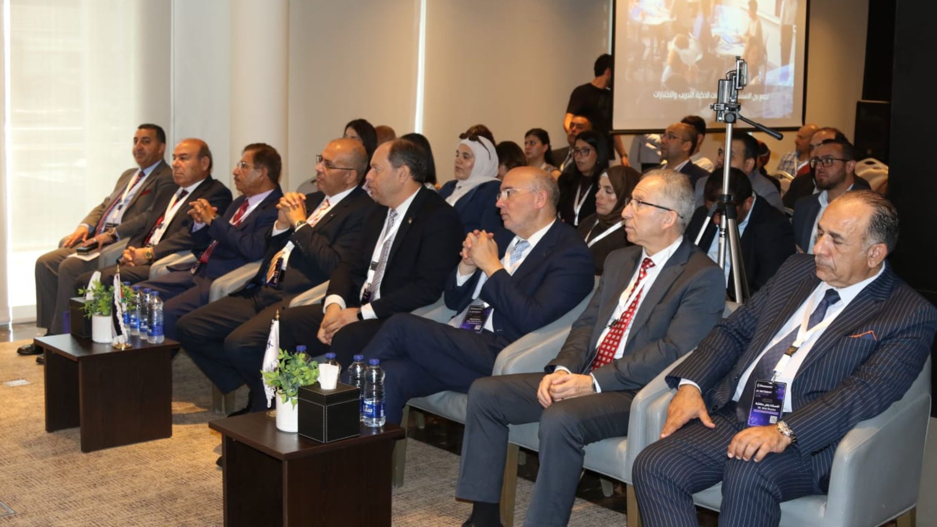 صورة حول : اختتام ملتقى الذكاء الاصطناعي في التعليم بعمان اختتام ملتقى الذكاء الاصطناعي في التعليم بعمان