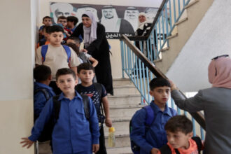 التربية: 40 ألف طالب متوقع انتقالهم من المدارس الخاصة