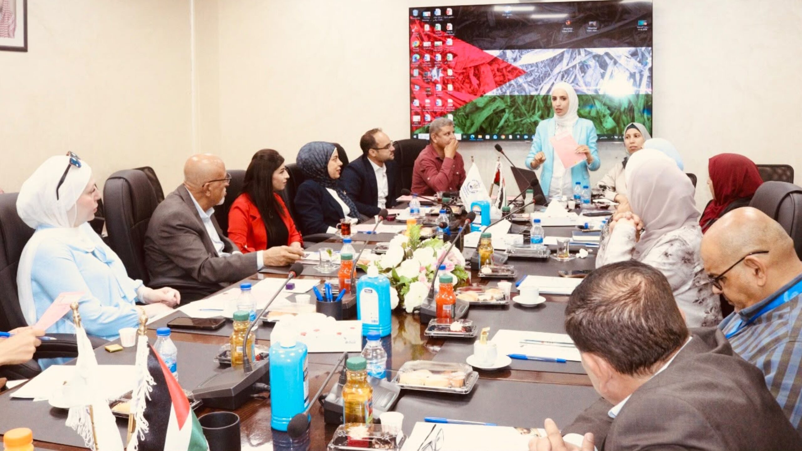 صورة حول : الغذاء والدواء والجمعية الأردنية لمكافحة المخدرات تبحثان تعزيز التوعية والوقاية من الاستخدام غير الرشيد للمخدرات الغذاء والدواء والجمعية الأردنية لمكافحة المخدرات تبحثان تعزيز التوعية والوقاية من الاستخدام غير الرشيد للمخدرات