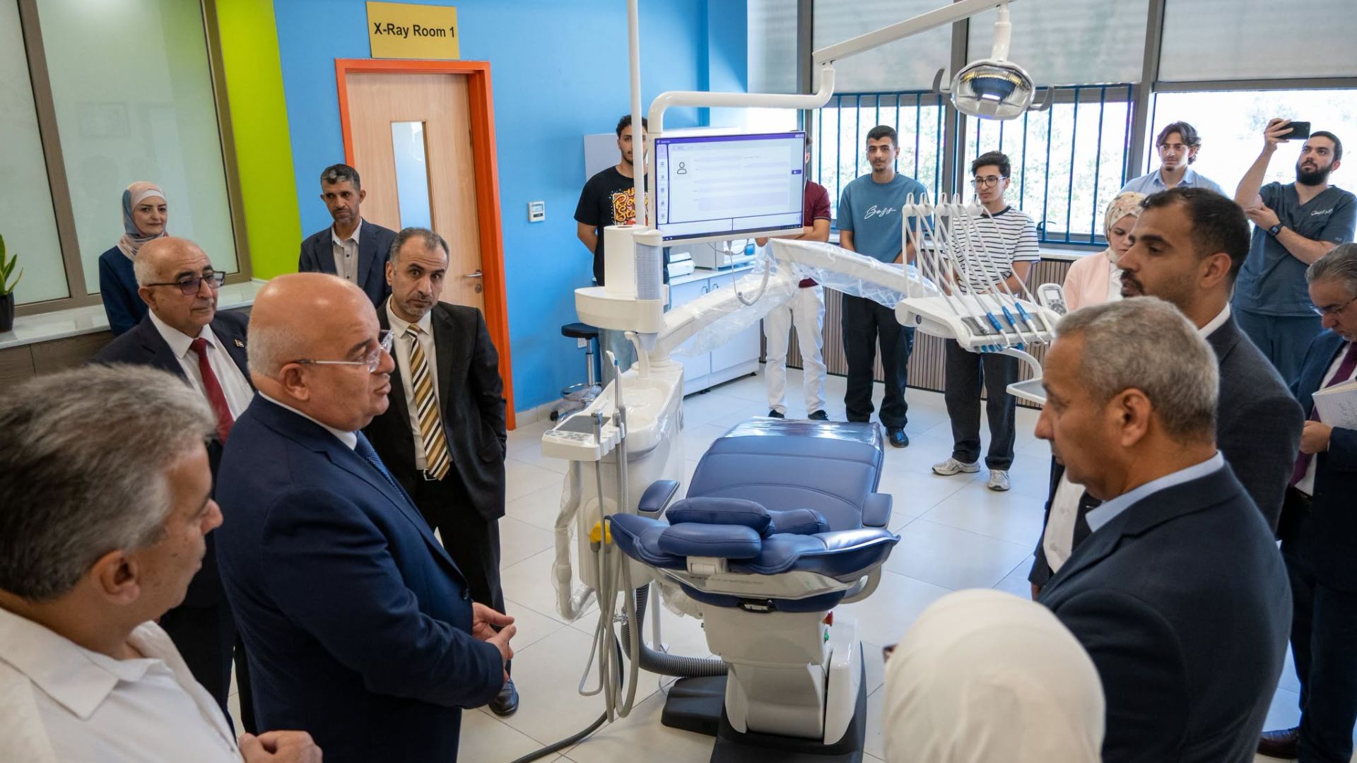 صورة حول : افتتاح عيادة المهارات السريرية في طب أسنان «الهاشمية» افتتاح عيادة المهارات السريرية في طب أسنان «الهاشمية»
