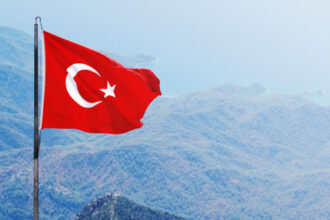 تركيا تدين مزاعم إسرائيل بشأن نشر قوات في قاعدة عسكرية سورية