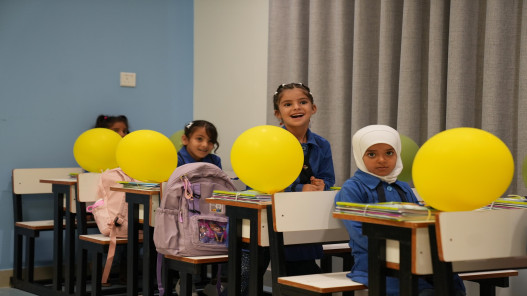 صورة حول : حسان يفتتح مدرسة غرناطة الثانوية المختلطة في البادية الشمالية الغربية حسان يفتتح مدرسة غرناطة الثانوية المختلطة في البادية الشمالية الغربية