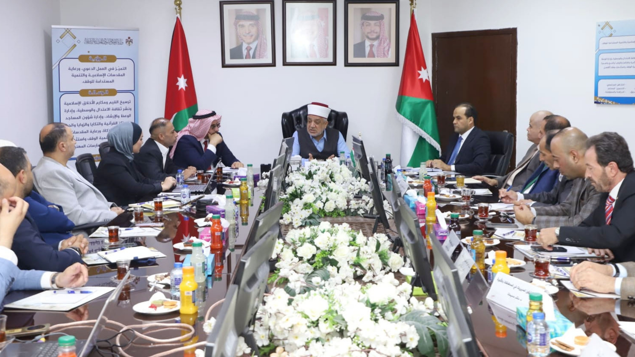 وزير الأوقاف: الثقافة المؤسسية أولوية لتعزيز جودة الخدمات