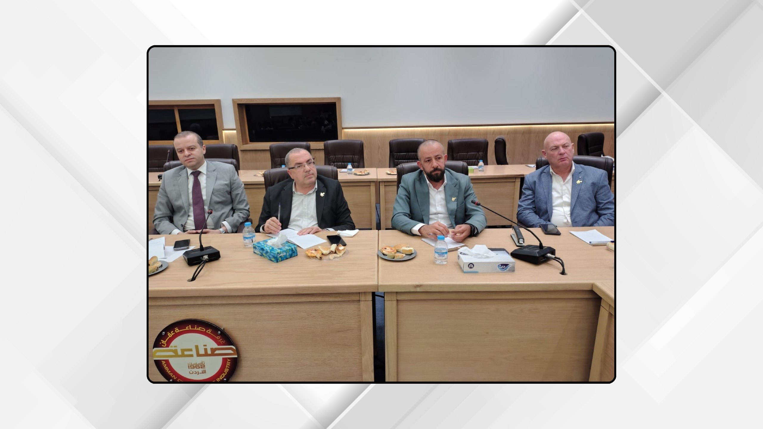 صورة حول : ملتقى الأعمال الفلسطيني الأردني يبحث معوقات سلاسل التوريد وحلولها ملتقى الأعمال الفلسطيني الأردني يبحث معوقات سلاسل التوريد وحلولها