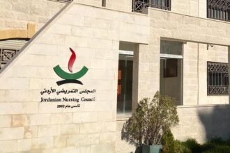 أمام المجلس التمريضي الأردني.. نحو 400 طالب تمريض وقبالة يطالبون بامتحان مزاولة «عادل وشفاف»