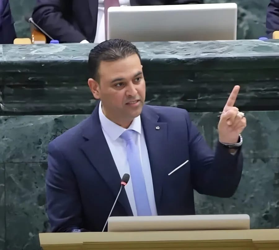 المصري لـ"صراحة نيوز" الرقابة النيابية ضعيفة.. وجزء من النواب "حكوميون" والوزراء يرتاحون بغياب الجلسات الرقابية
