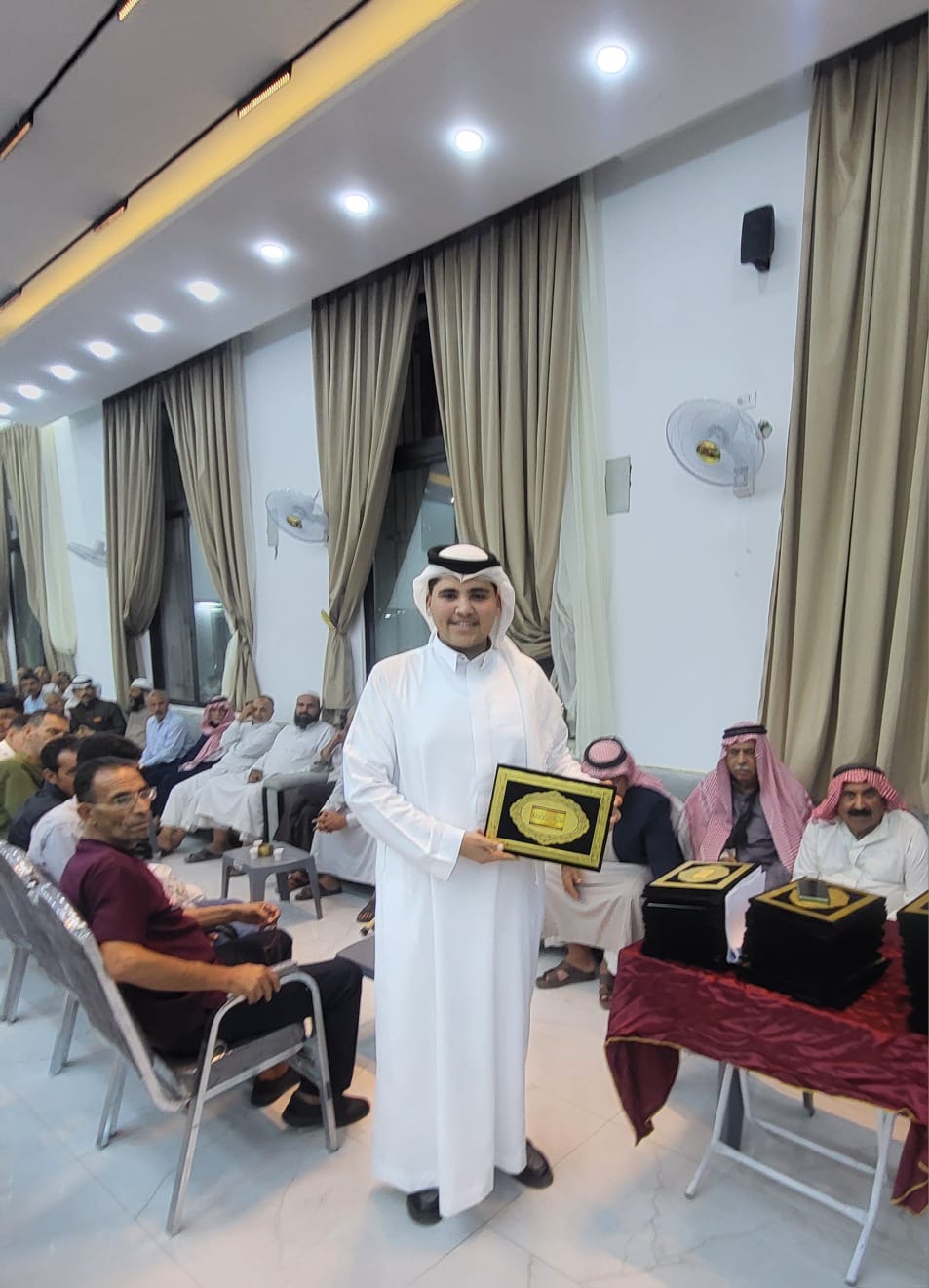 ديوان أبو اصليح يكرّم 80 من أبناء العشيرة الناجحين في التوجيهي والجامعات