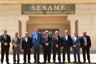 جامعة البترا تبحث توظيف تقنيات "المسرع الضوئي" لدعم الأبحاث التطبيقية والمشاريع المشتركة