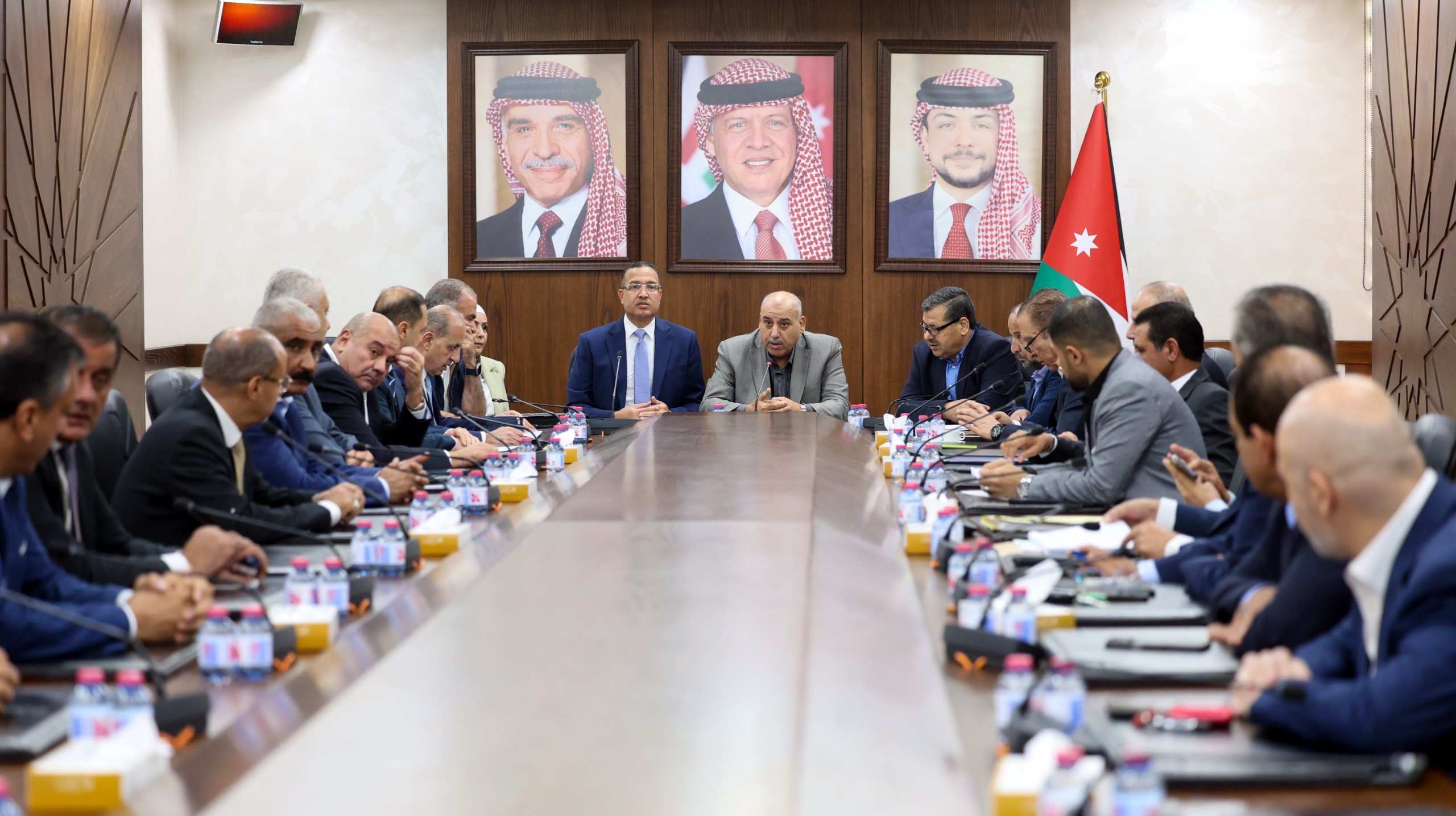 صورة حول : «الإدارية النيابية» تُقر مشروع قانون الإدارة المحلية لسنة 2026 بعد حوارات موسعة وإدخال تعديلات نوعية «الإدارية النيابية» تُقر مشروع قانون الإدارة المحلية لسنة 2026 بعد حوارات موسعة وإدخال تعديلات نوعية