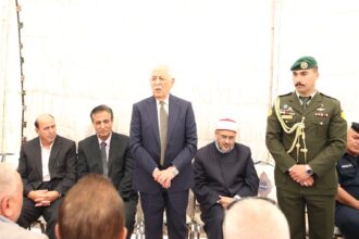 مندوبا عن الملك وولي العهد... العيسوي يعزي عشائر العطيان والزبون والزيود والشوبكي والحموري