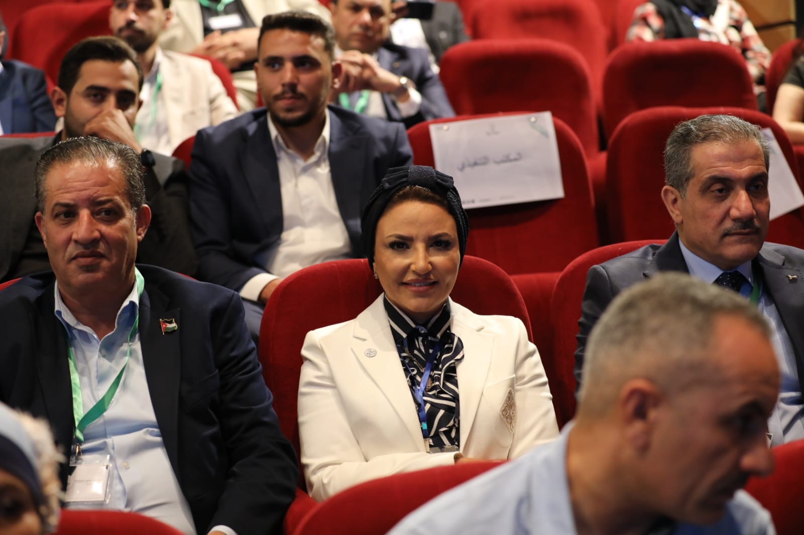 نيفين العياصرة تكتب:حزب مبادرة... حين تبدأ الأحزاب بكتابة سيرتها