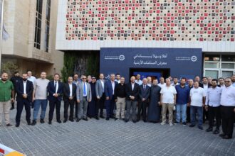 تجار من مختلف محافظات المملكة يطلعون على تطور المنتجات الأردنية في معرض الصناعات