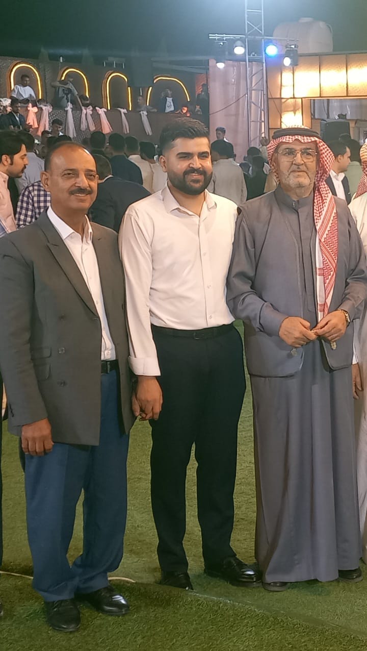 تهنئة وتبريك بمناسبة تخرج الصيدلاني هاشم الفشيكات