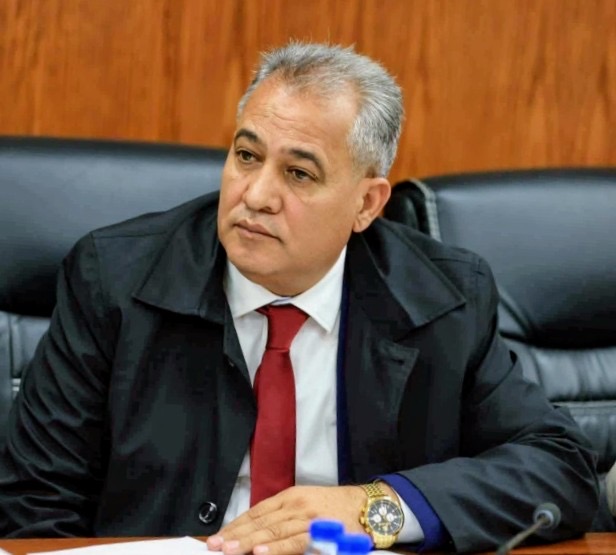 الهميسات يسأل الحكومة عن صفقة أرض في بلدية إربد الكبرى وملفات مالية وإدارية