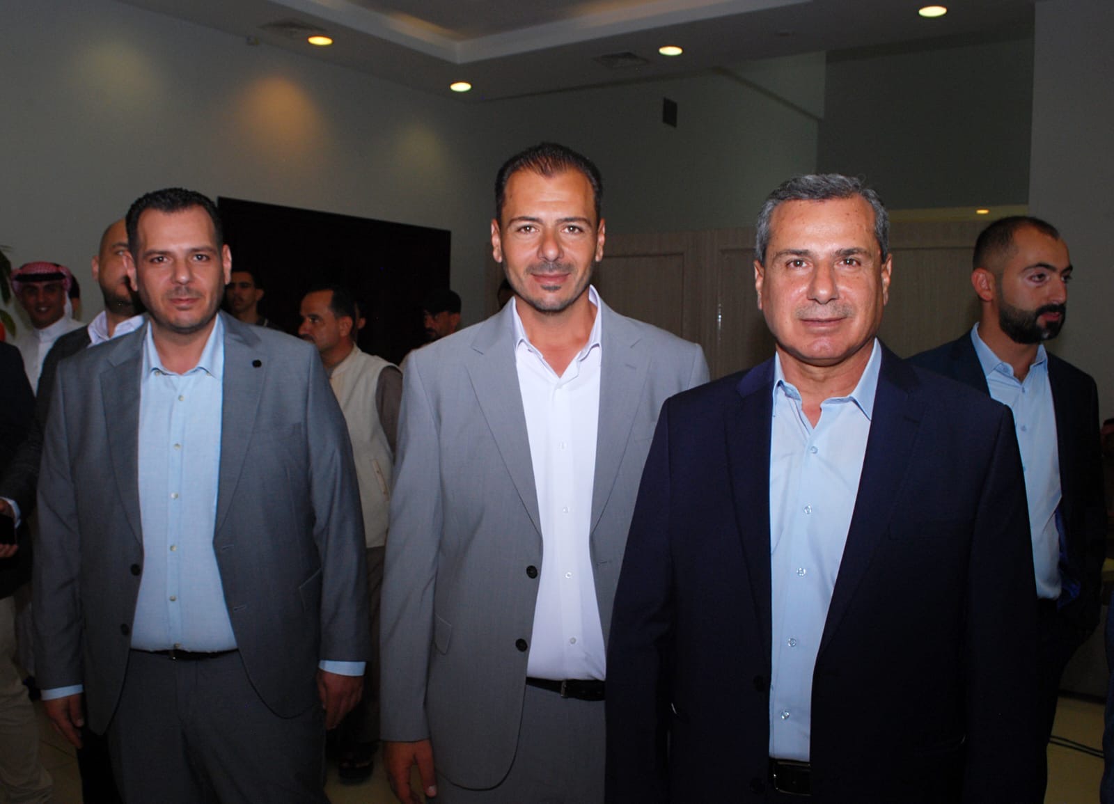 يقيم الحاج ابو رخية حفل غداء بمناسبة فرح نجله محمد نبيل ابو رخية