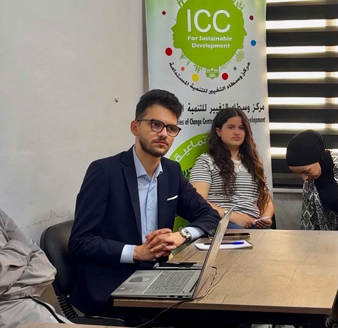 اختتام برنامج تدريبي لتعزيز مشاركة الشباب في الحياة السياسية والعمل الحزبي
