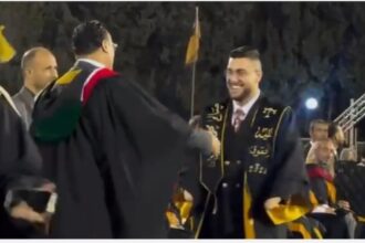 من 'فتى الزرقاء' إلى خريج في القانون.. صالح حمدان يطوي صفحة الألم ويتوّج مسيرته الجامعية.. فيديو