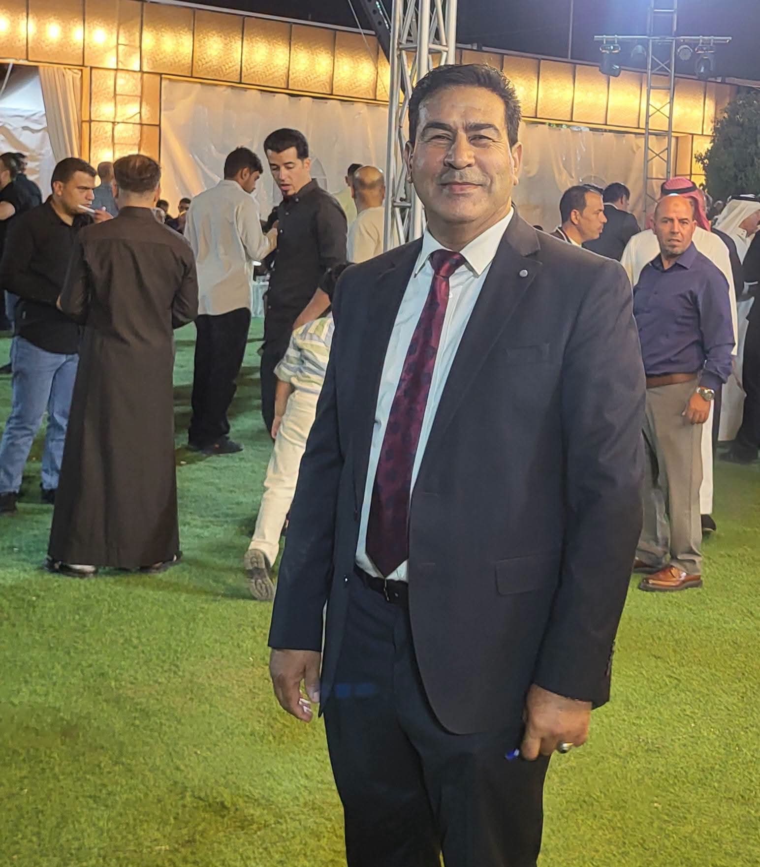 تهنئة وتبريك بمناسبة تخرج الصيدلاني هاشم الفشيكات