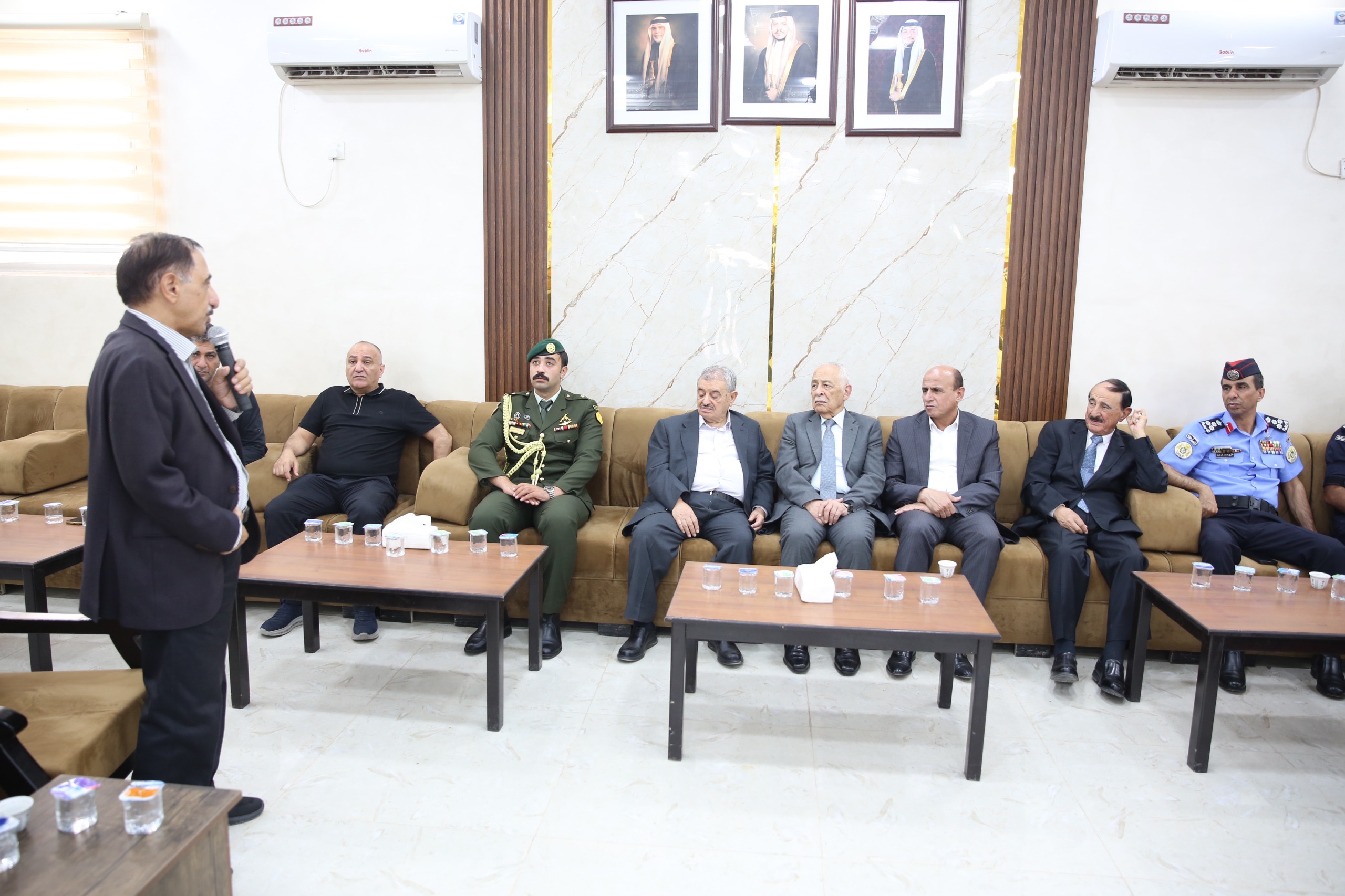 مندوبا عن الملك وولي العهد.. العيسوي يعزي المجالي والشوابكة والرشدان