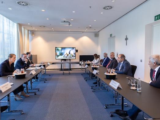 وفد وزاري أردني يختتم جولة في ألمانيا لبحث توسيع الشراكات الاستثمارية والمشاركة في المؤتمر الأردني–الأوروبي