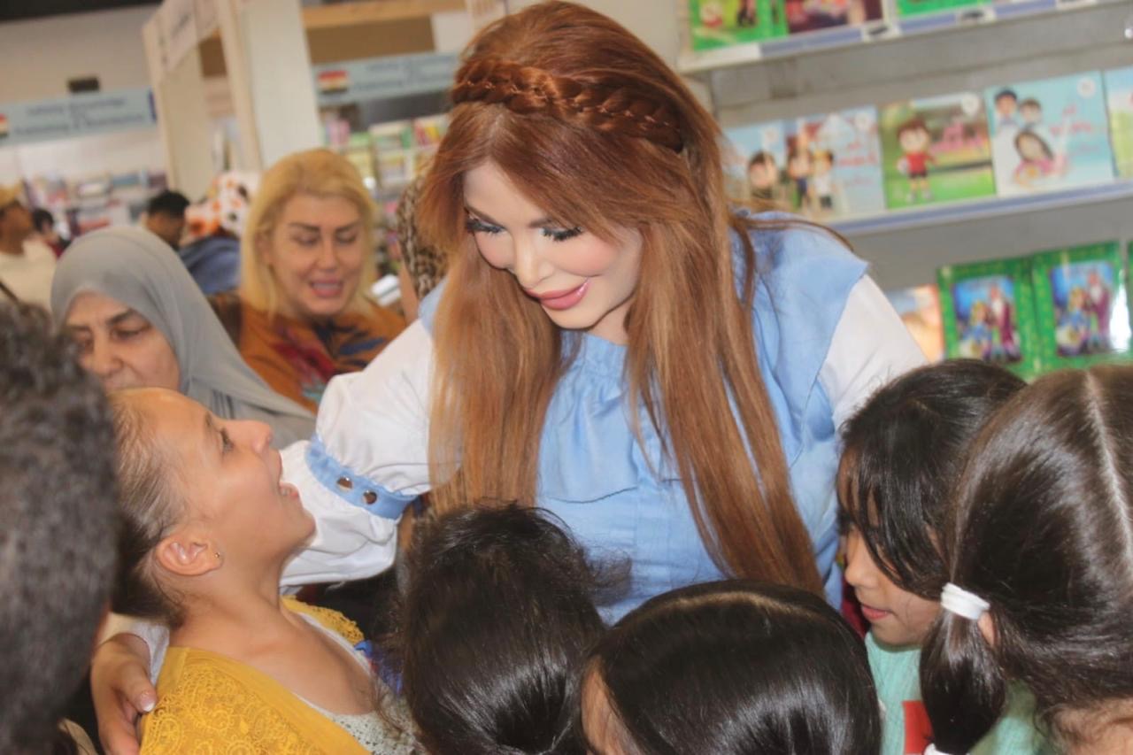 الدكتورة سارة طالب السهيل تحتفي بأدب الطفل وتوقع مجموعتها القصصية في معرض عمان الدولي للكتاب..( صور )
