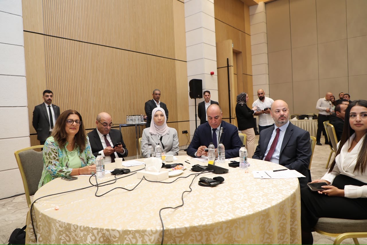 العودات: الحوار بين الكتل الحزبية يعزز فاعلية العمل البرلماني
