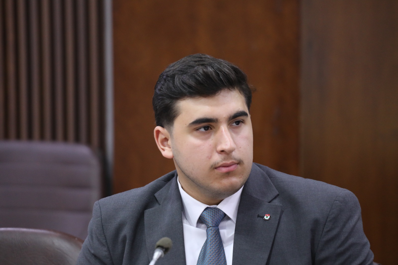 صورة حول : العودات يلتقي مجلس الشباب لحوارات المستقبل العودات يلتقي مجلس الشباب لحوارات المستقبل