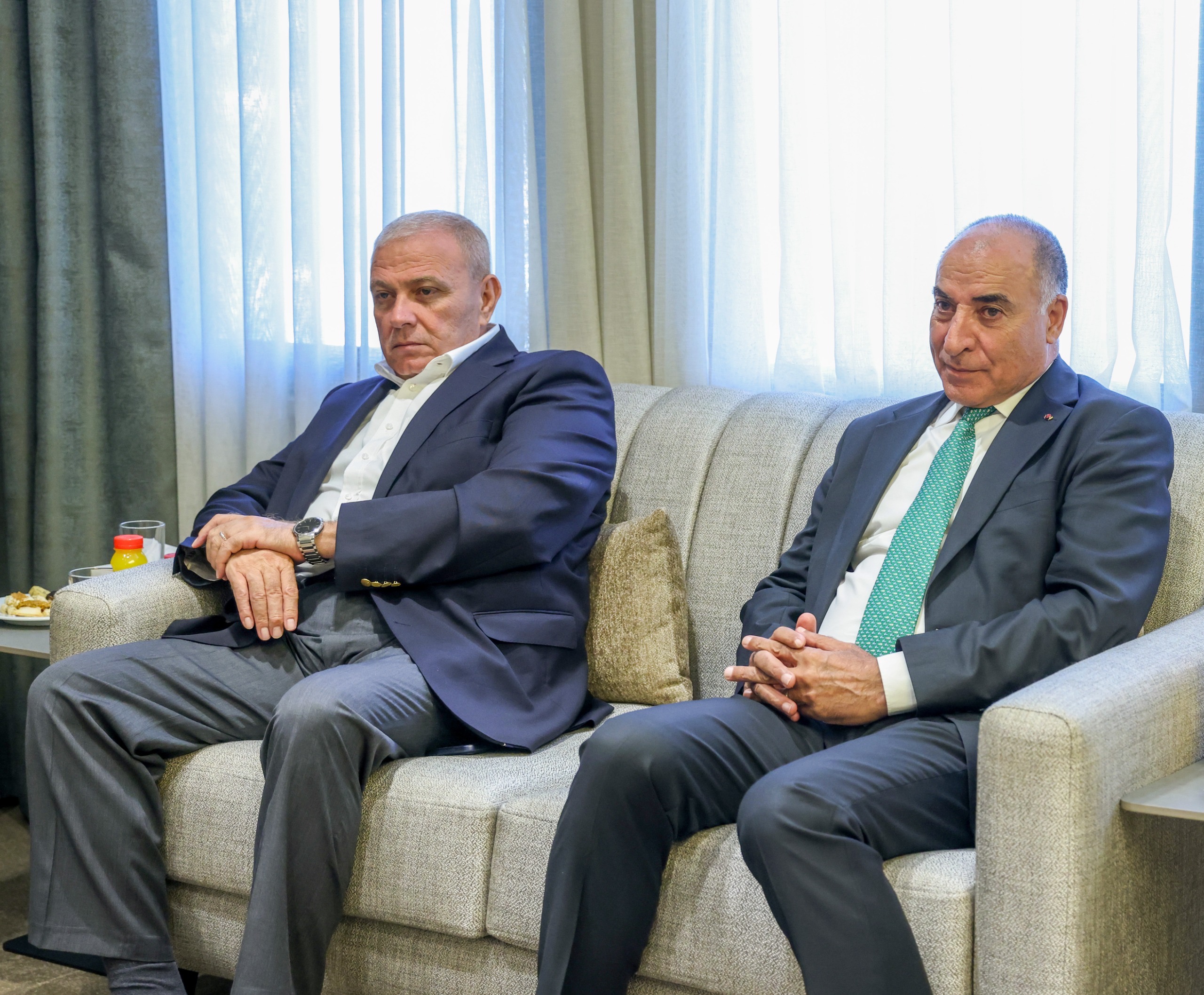 القاضي ووفد برلماني بريطاني يؤكدان التمسك بحل الدولتين ودعم الوصاية الهاشمية على المقدسات